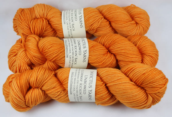 Kickin' Back Unbowed DK yarn 100% super wash merino